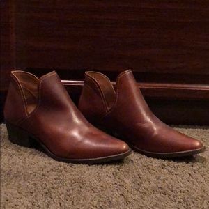 Steve Madden booties
